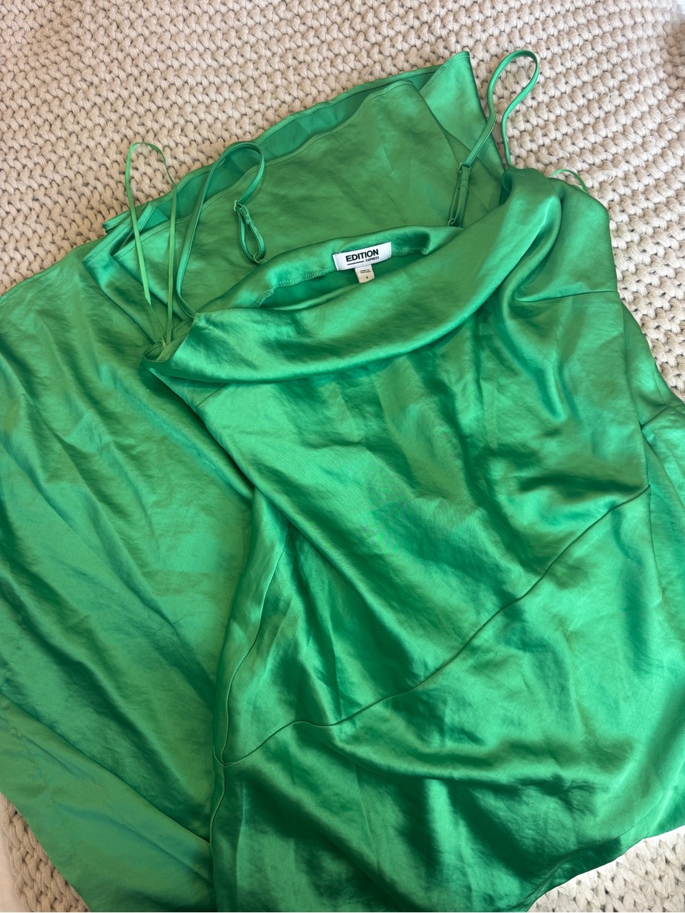 Express Green Satin Cowl Neck Spaghetti Strap gown